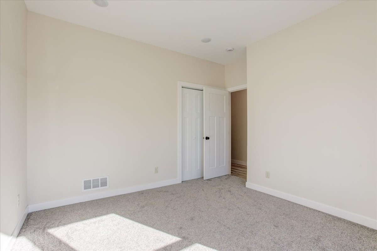 Property Photo #39