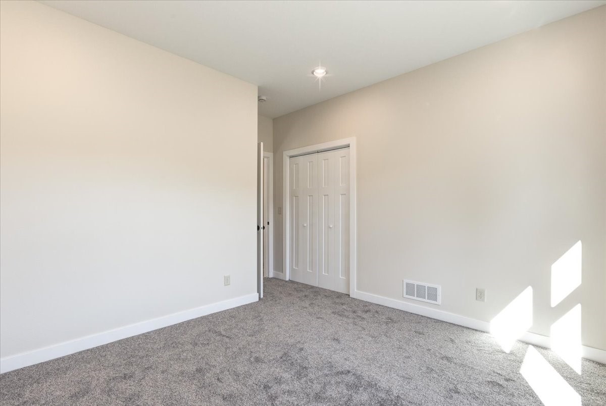 Property Photo #43