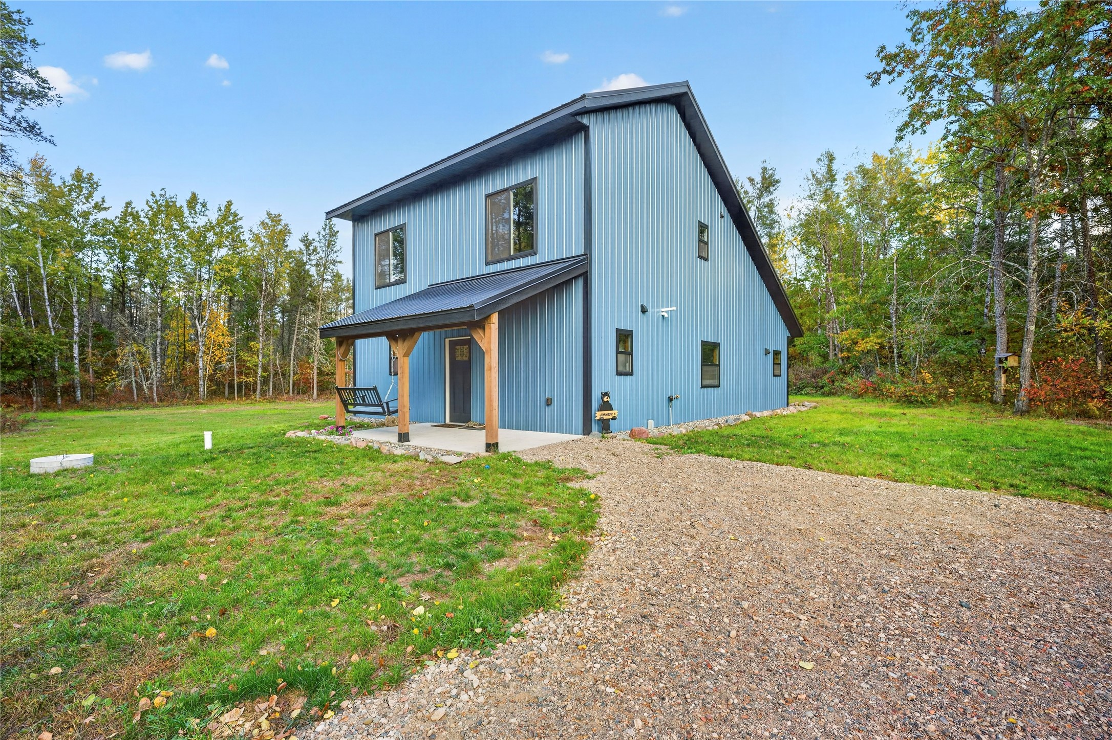 Photo of N5820 Ross Road